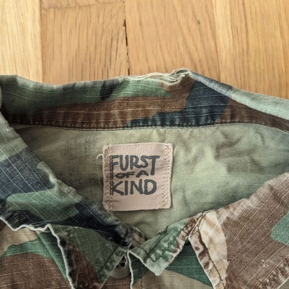 First of a kind LF stores army star bedazzled jacket one size - Picture 3 of 3